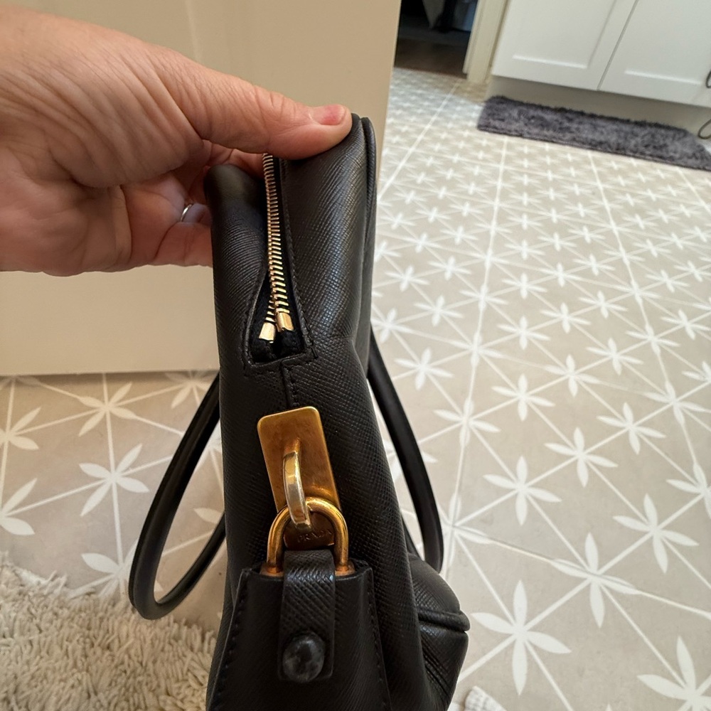 Prada Black Leather Shoulder Bag - Picture 6 of 6